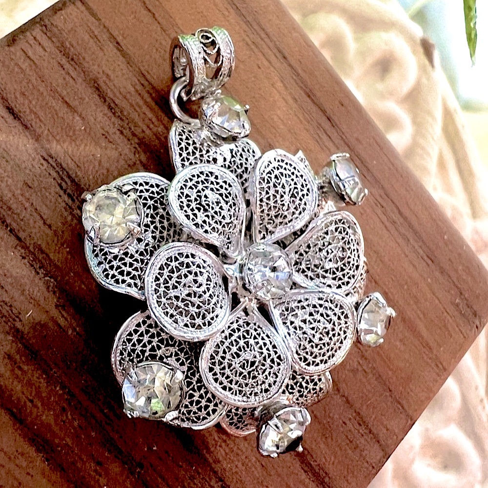 Vintage Designer Filigree 3-D Flower Pendant Solid 925 Sterling Silver w/ stones